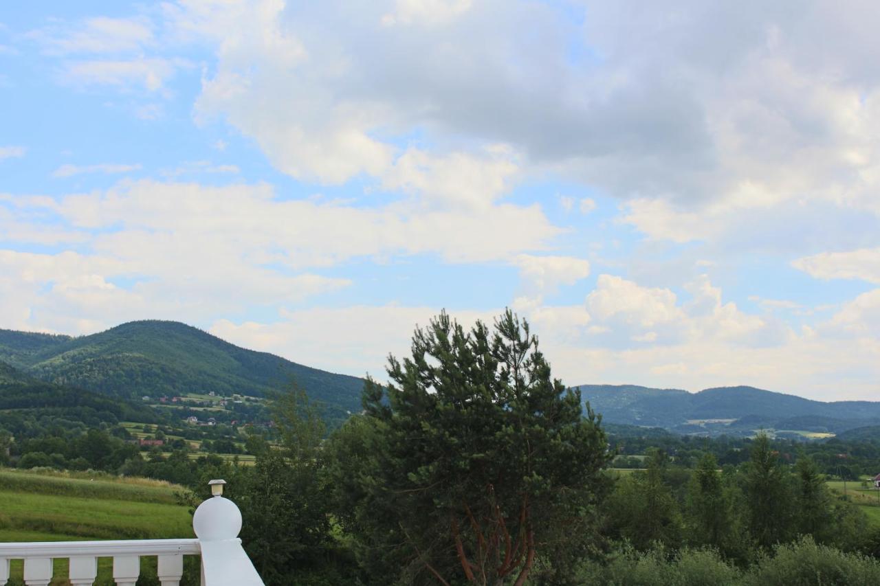 Wisniowa Grand Panorama住宿加早餐旅馆 外观 照片