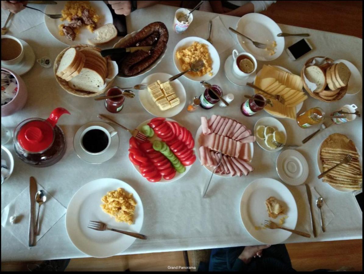 Wisniowa Grand Panorama住宿加早餐旅馆 外观 照片