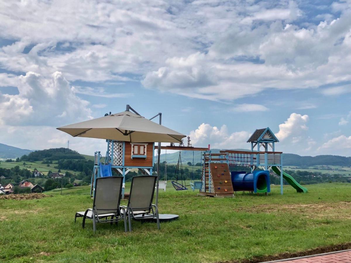 Wisniowa Grand Panorama住宿加早餐旅馆 外观 照片